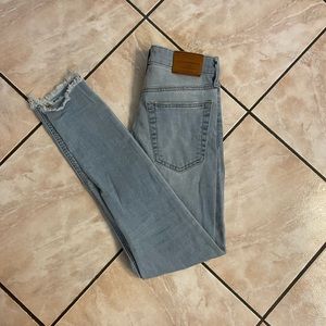 Lucky Brand Bridget Skinny Jeans Size: 2/26
